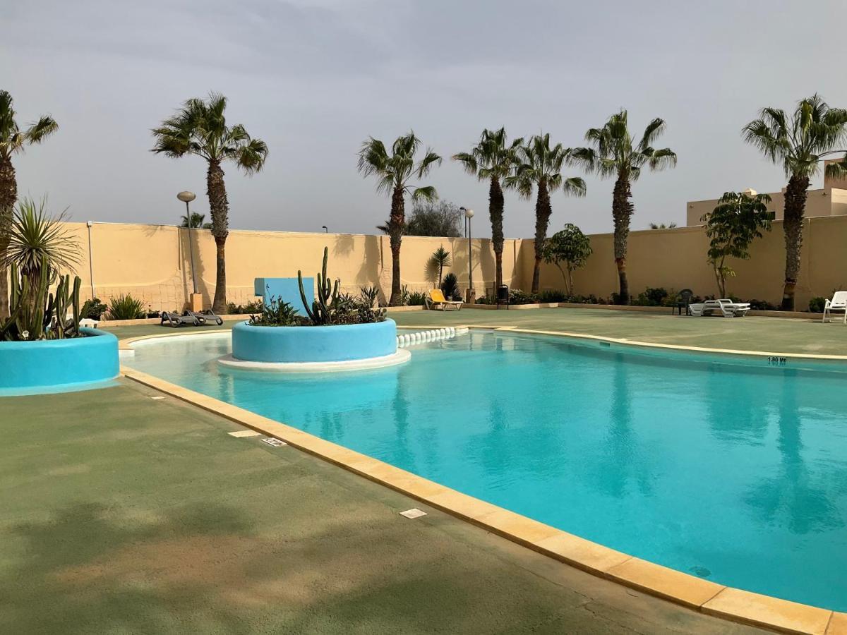 Surf & Chill Bungalow 69, Quiet Green Oasis With Community Swimmingpool Parque Holandes Exterior foto